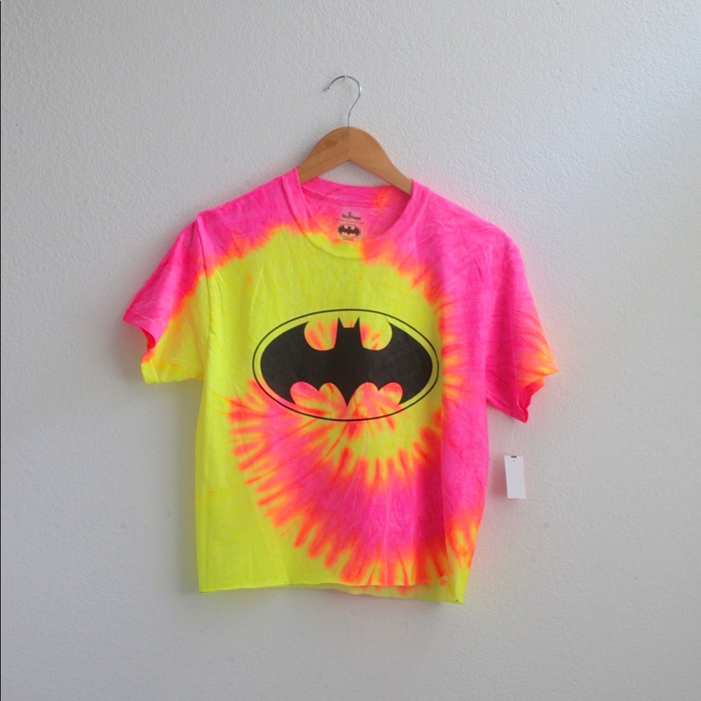NWT Six Flags Batman TieDie Crop Top Sz: M